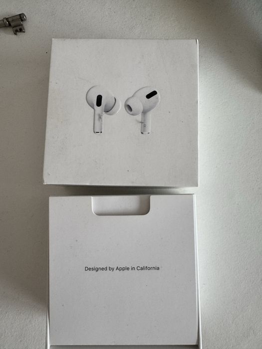 Airpods Pro - otimo estado e com case !