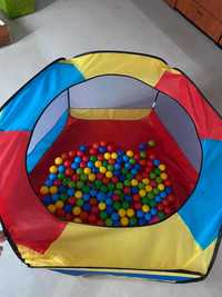 namiot do zabawy dla dzieci z piłeczkami
