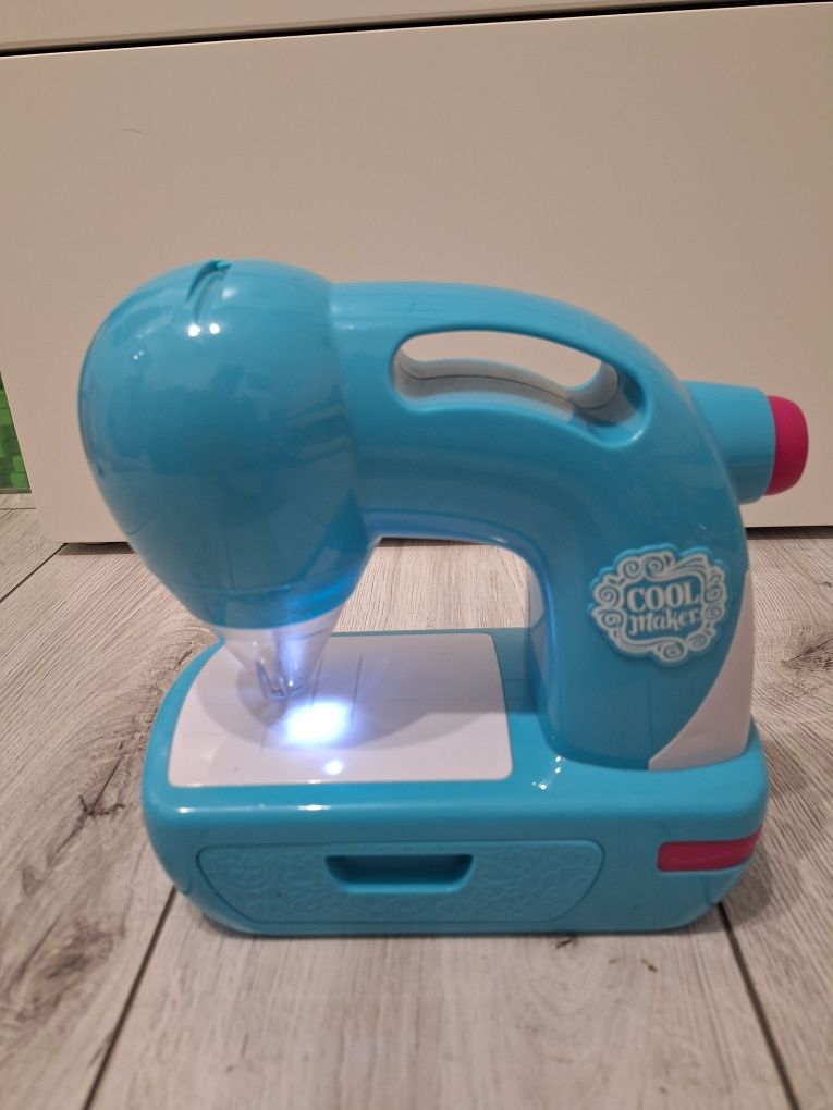 Maszyna do szycia Cool Maker