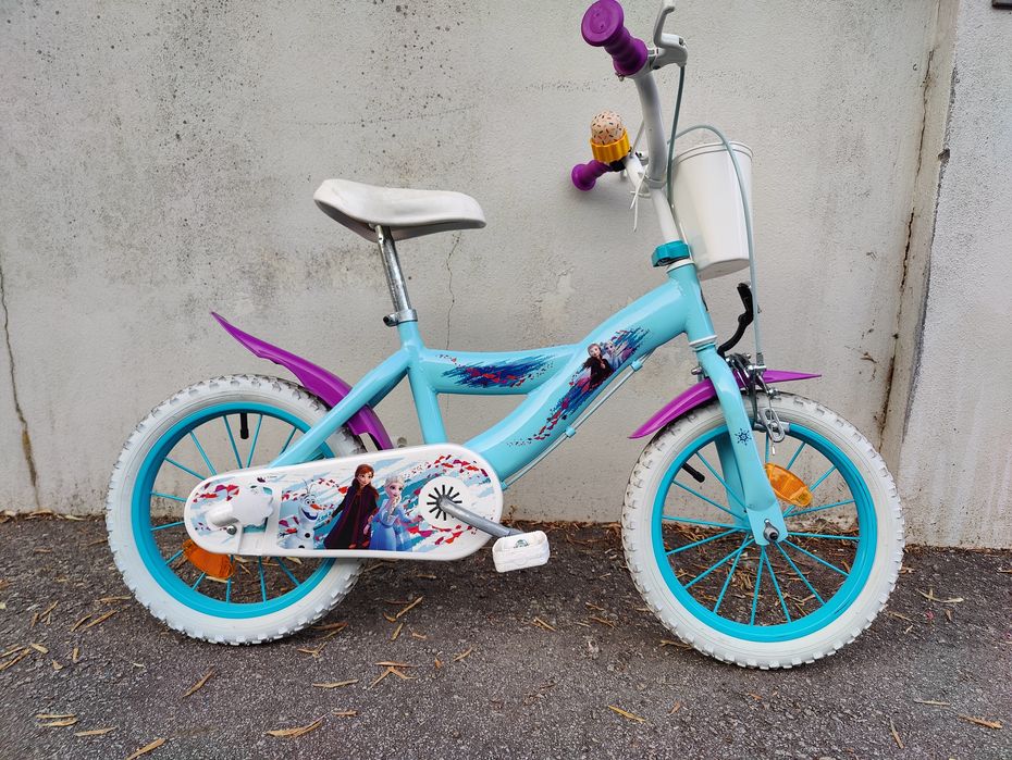 Bicicleta de menina da Frozen
