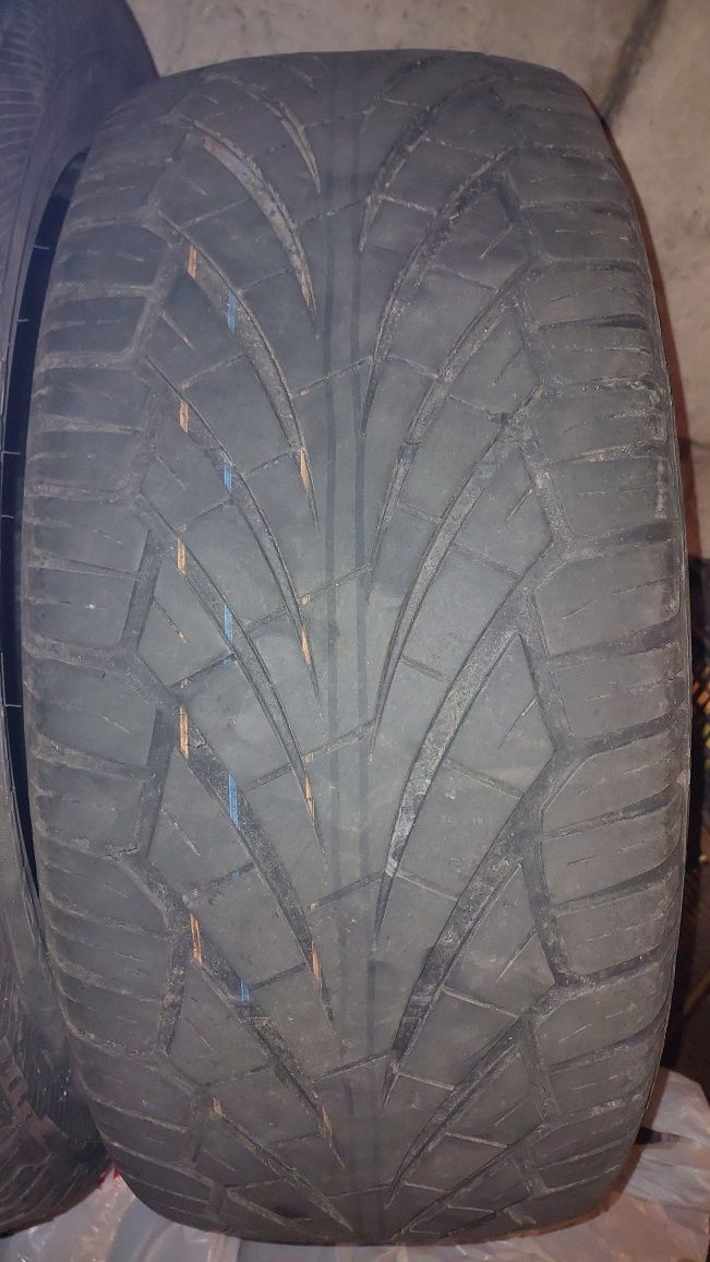 Резина Шины 255/55 R18