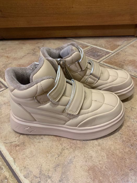 Хайтопи, високі кросівки, черевики Jong Golf 34р.