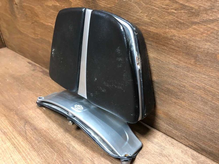 Спинка пассажира для Harley-Davidson Muscle VRSCF