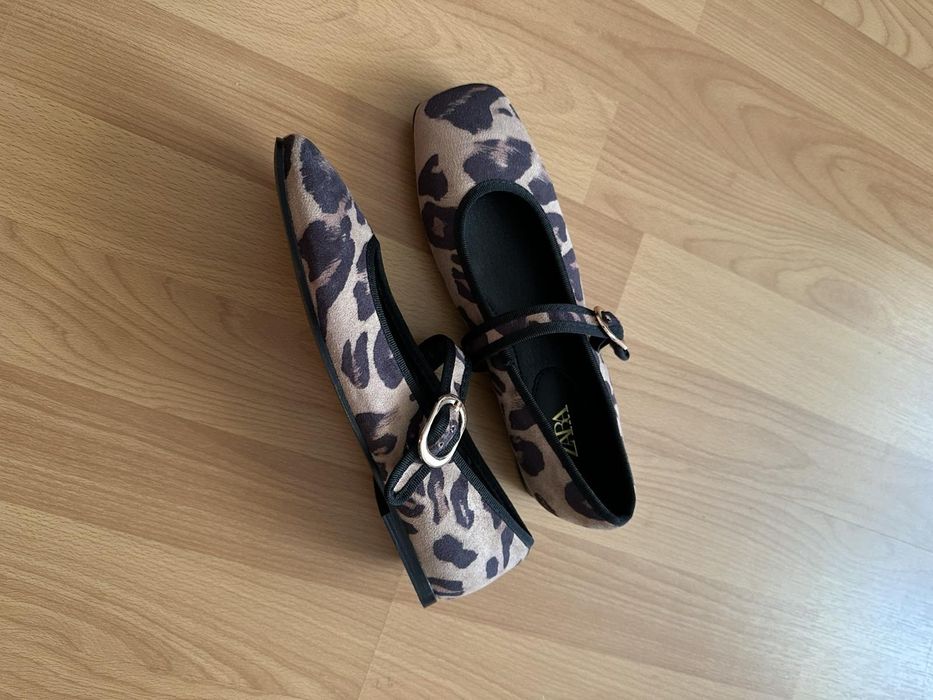 Балетки  Zara  з леопардовим принтом 36 розмір