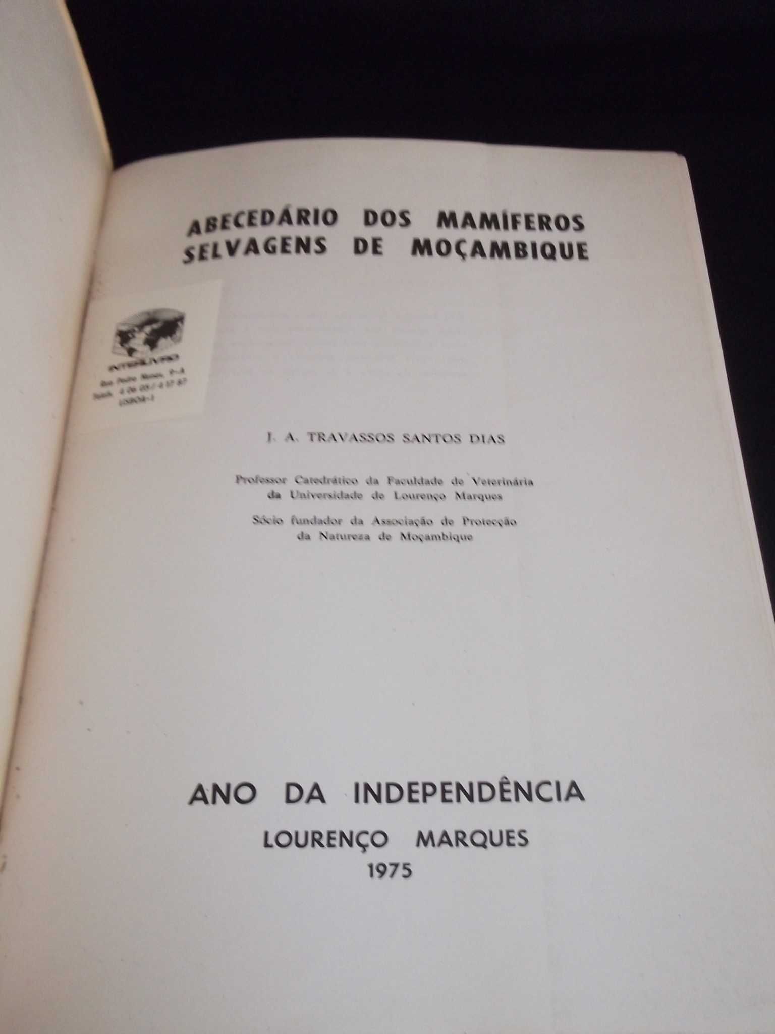 Livro Abecedário dos mamíferos selvagens de Moçambique 1975 1ª edição