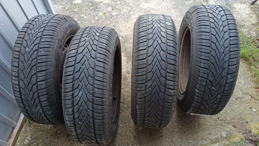 Opony zimowe 205/60 15 + felgi stalowe