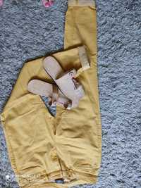 Jeansowe spodnie w żółtym kolorze