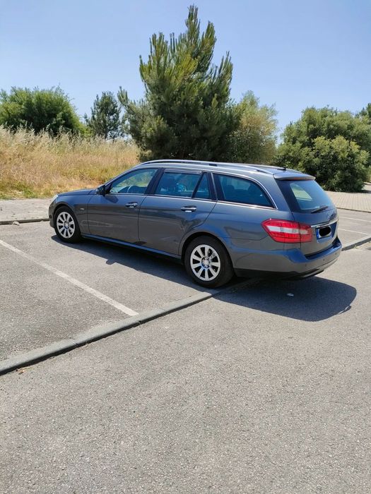 Mercedes-Benz E 200 CDi Avantgarde BlueEfficiency Auto