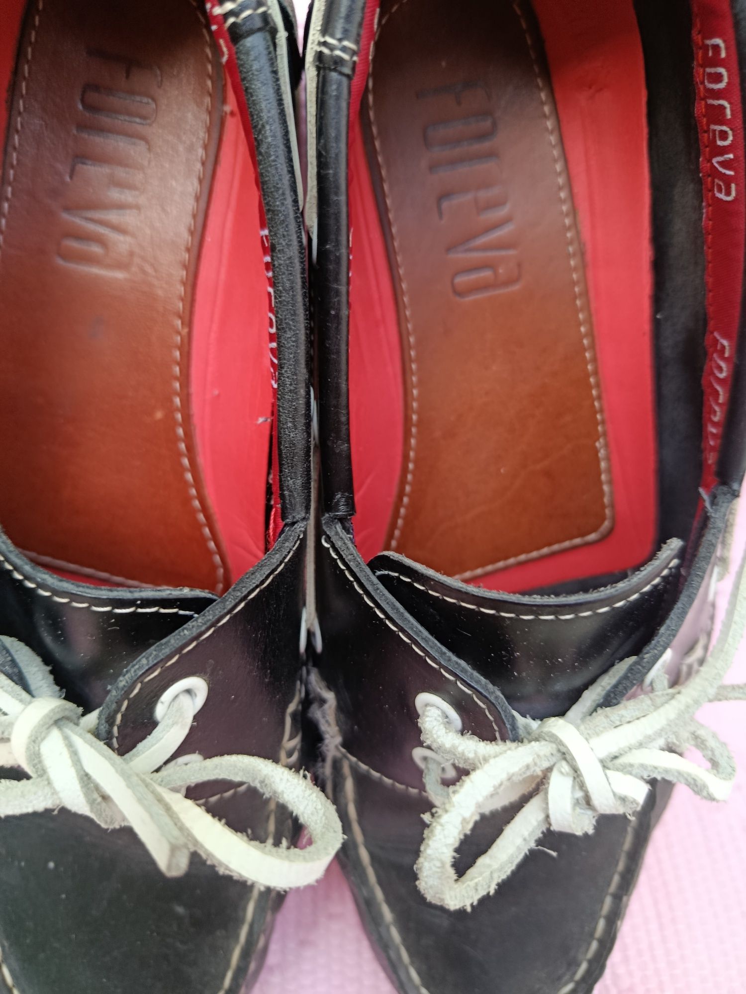 Sapatos de vela, em pele Foreva