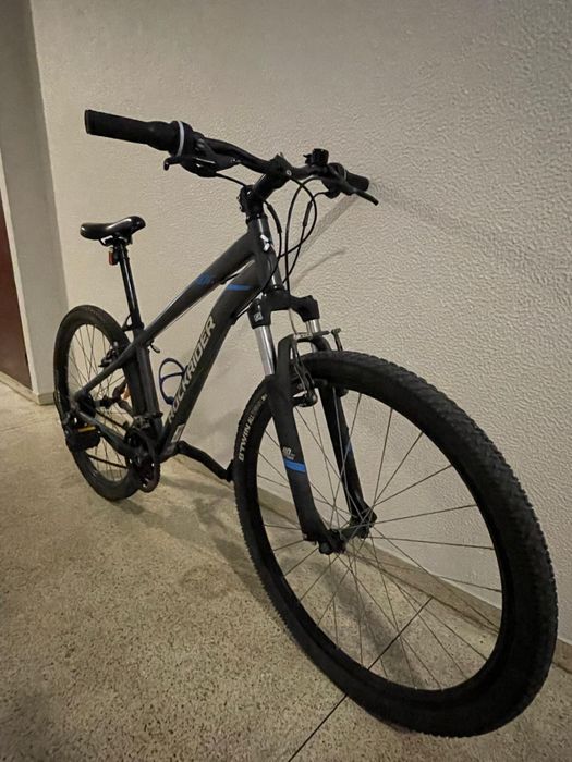 bicicleta BTT Decathlon Btwin Rockrider ST100