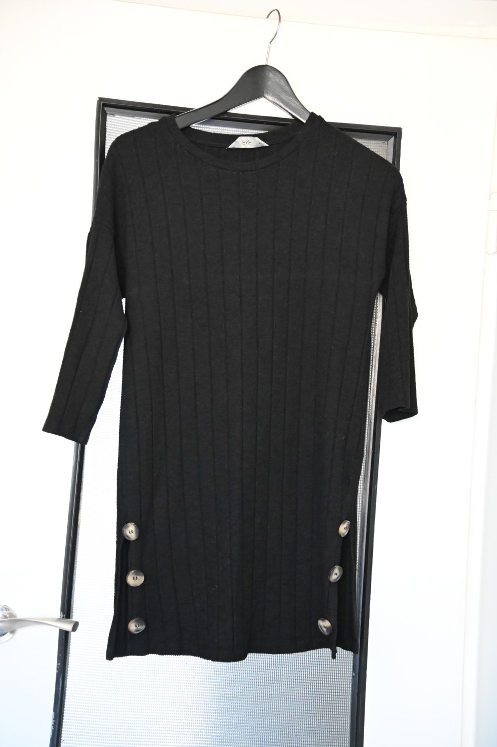 Sukienka, tunika - f&f - czarna z guzikami na dole

- S