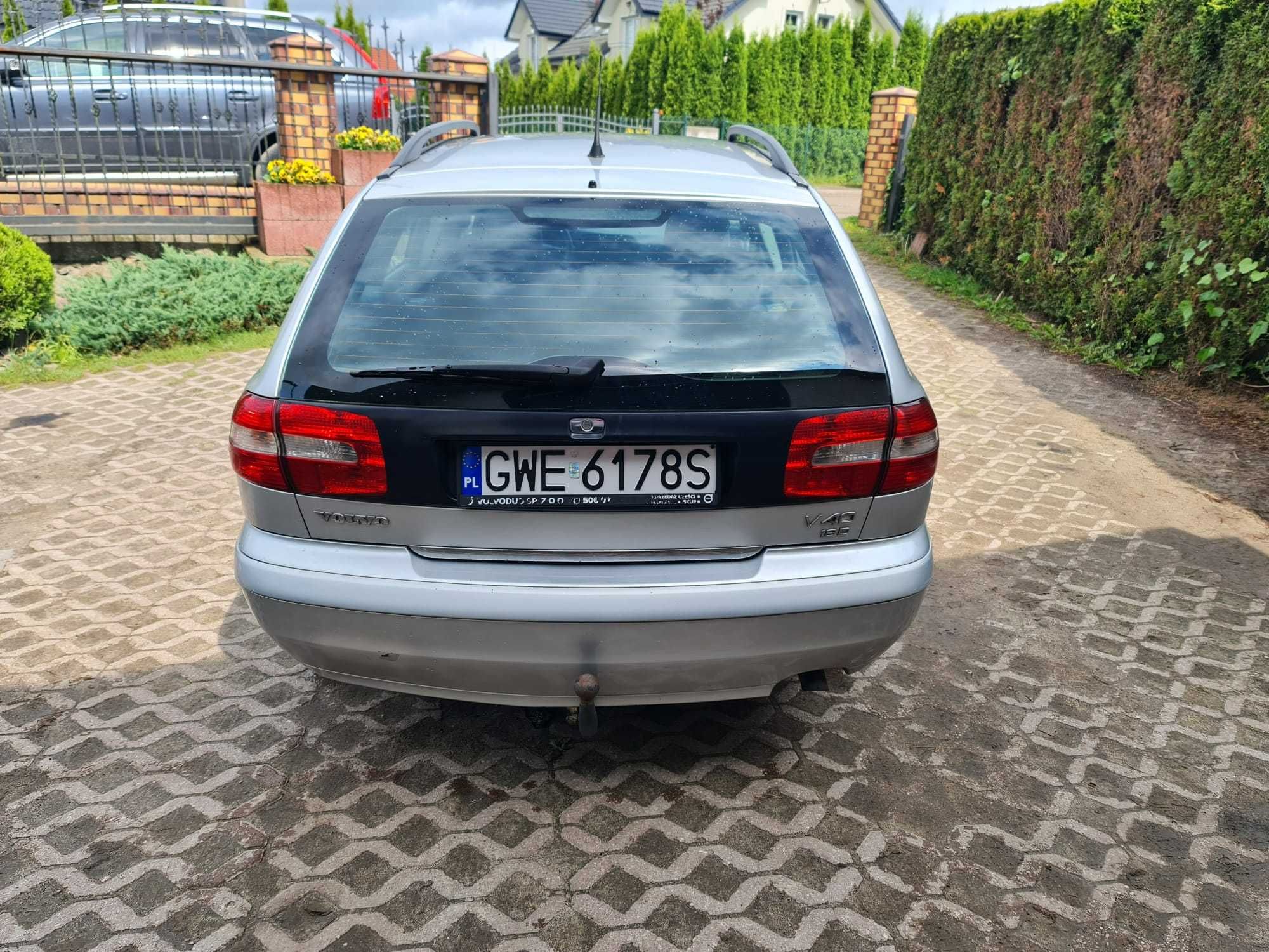 Volvo V40 1.9 D 2003r