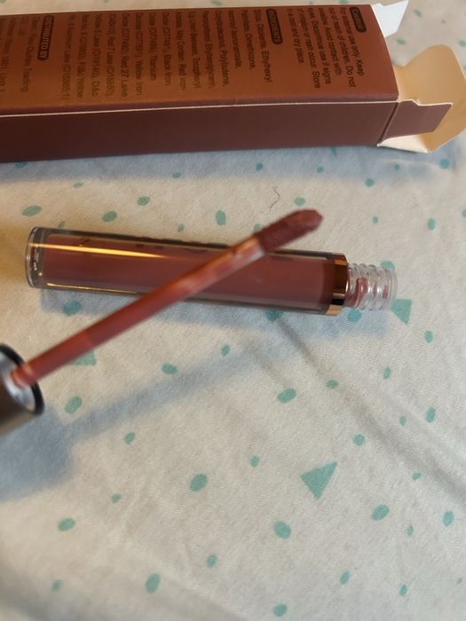 Szminka matowa + konturówka