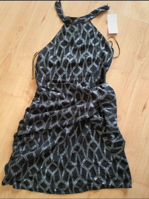 Vestido de festa preto e prateado Mango