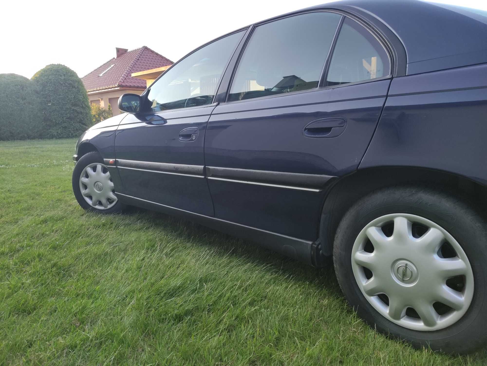 Opel Omega B 2.0 16V