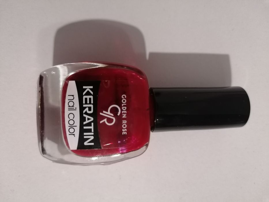 Golden Rose lakier do paznokci z keratyna