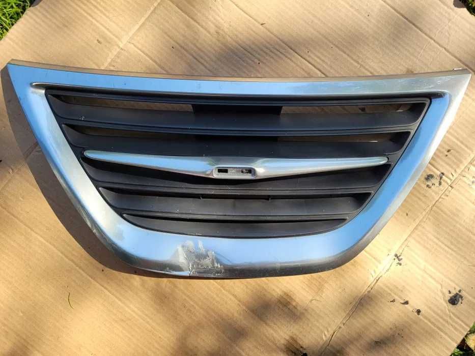 Grill nerka atrapa lewa i prawa Saab 9-3 lift