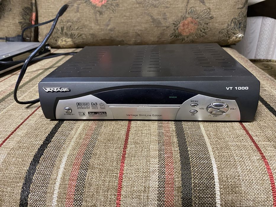 Продам тюнер для супутникової антени