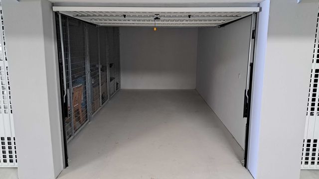 Cukrowa wynajmę garaż w garażowcu poziom 0 osiedle Budnex