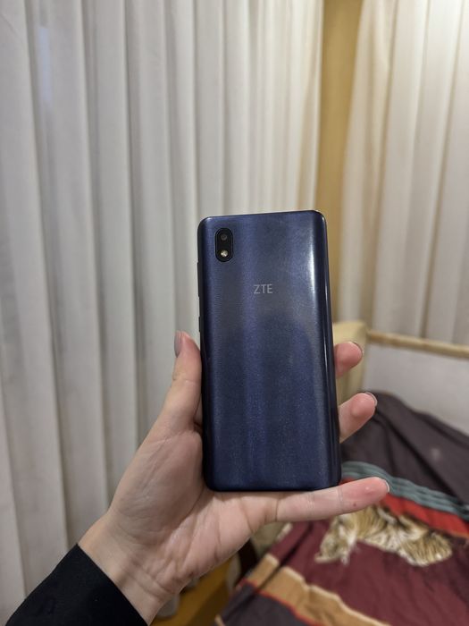 Мобільний смартфон телефон ZTE Blade A3 2020 на запчастини