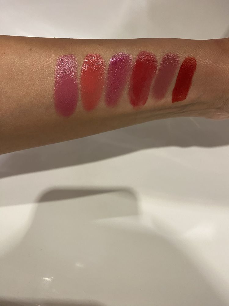 Помада для губ Dior Addict Lip Color