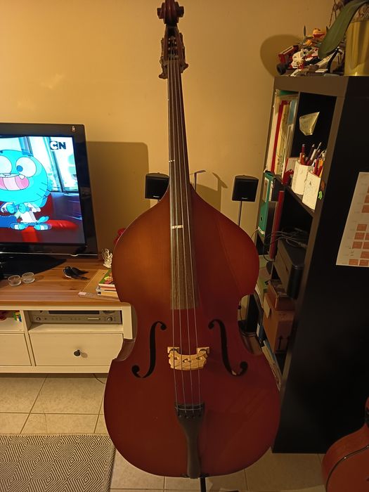 Contrabaixo Cremona SB 2  1\2 intermédio.