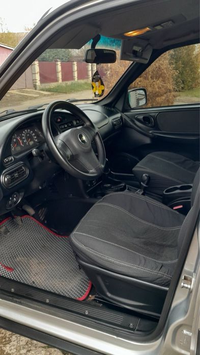 Продам шевроле ниву