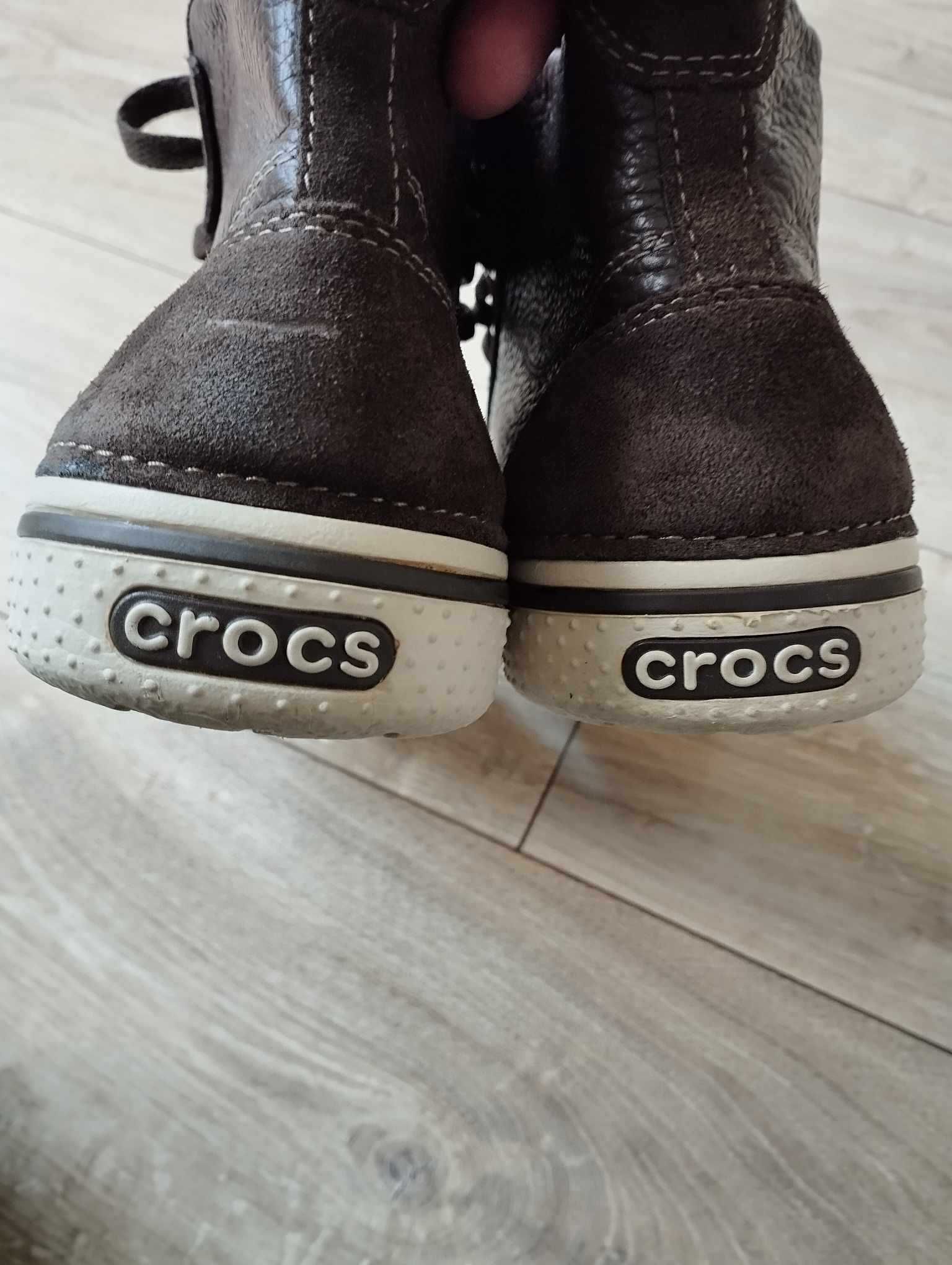 Crocs Hover Mid leather size M10 czyli 44
