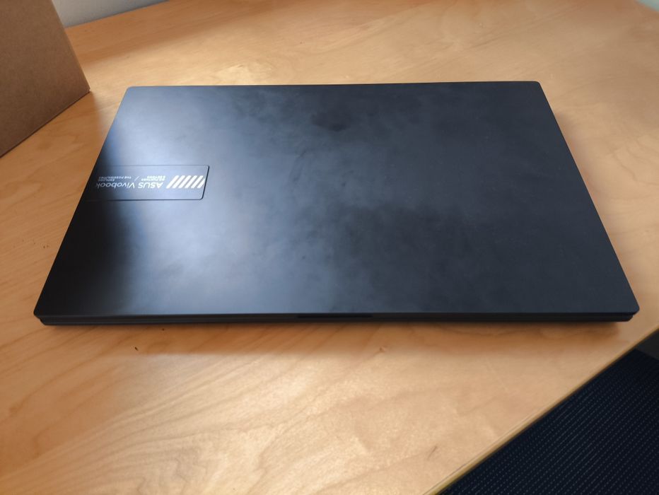 Portátil ASUS E1504F Como novo GARANTIA