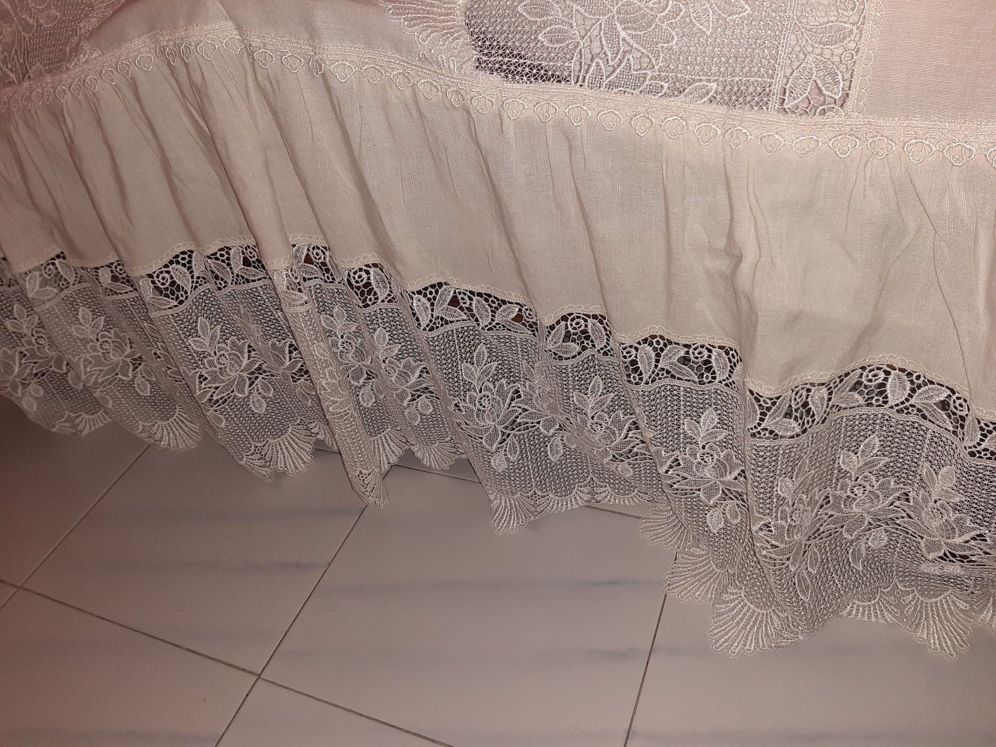 Colcha e lençol de linho