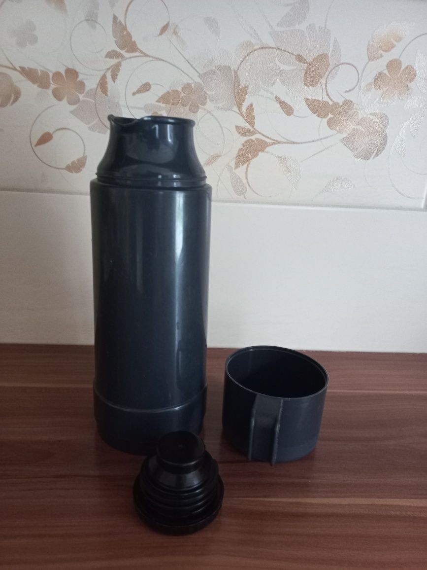 Termos z kubkiem 500ml