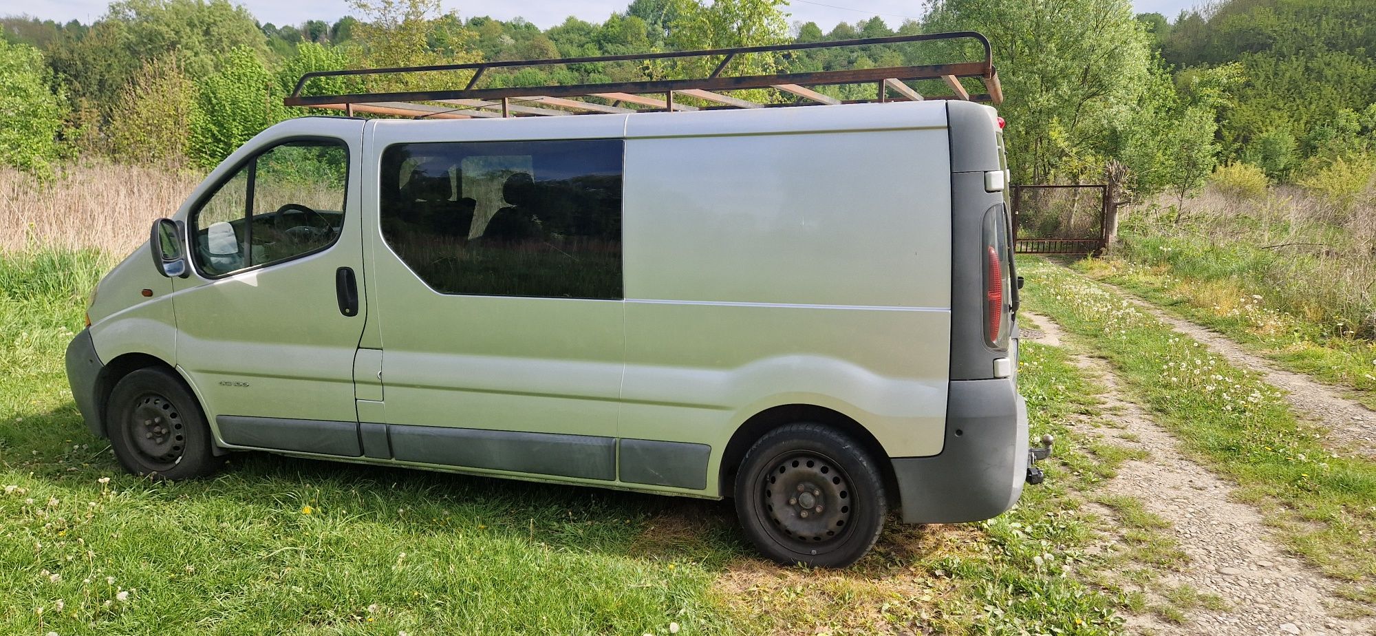 Renault Trafic Long brygadówka 6 osób Klima bagażnik