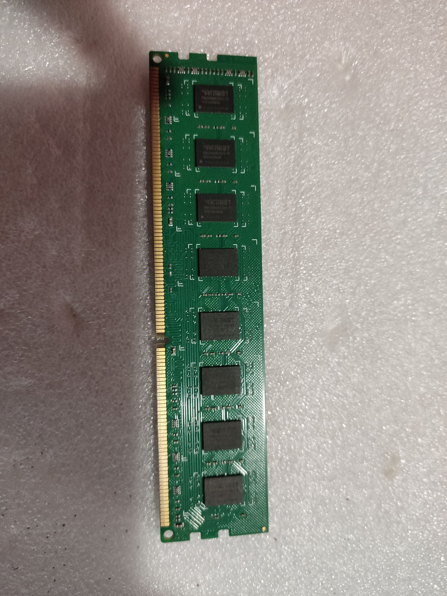 Оперативная память Patriot DDR3-4 GB