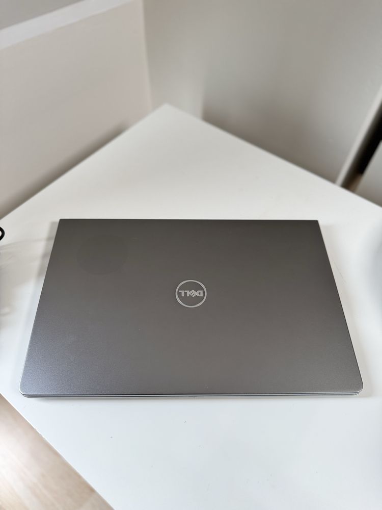 Laptop Dell Vostro 5568 i5 8GB 256SSD Nvidia 940MX 4GB FullHD