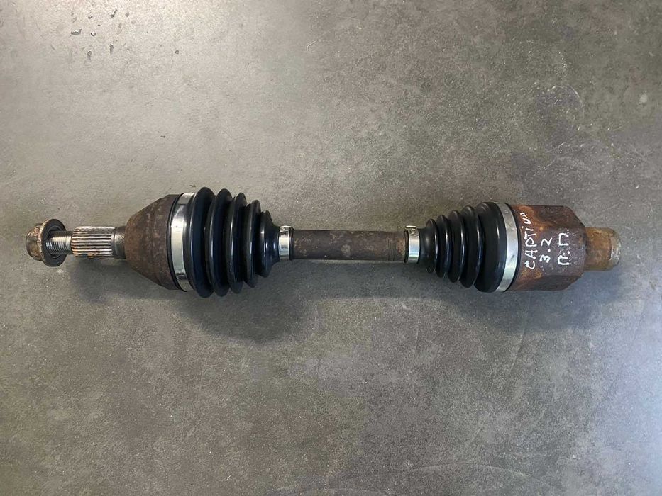Піввісь полуось привод передній Chevrolet Captiva Opel Antara 06-11р.