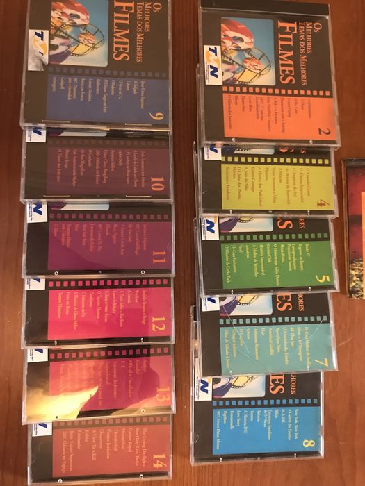 Coleção de CDs "Os Melhores Temas dos Melhores Filmes" + Cd Mozart