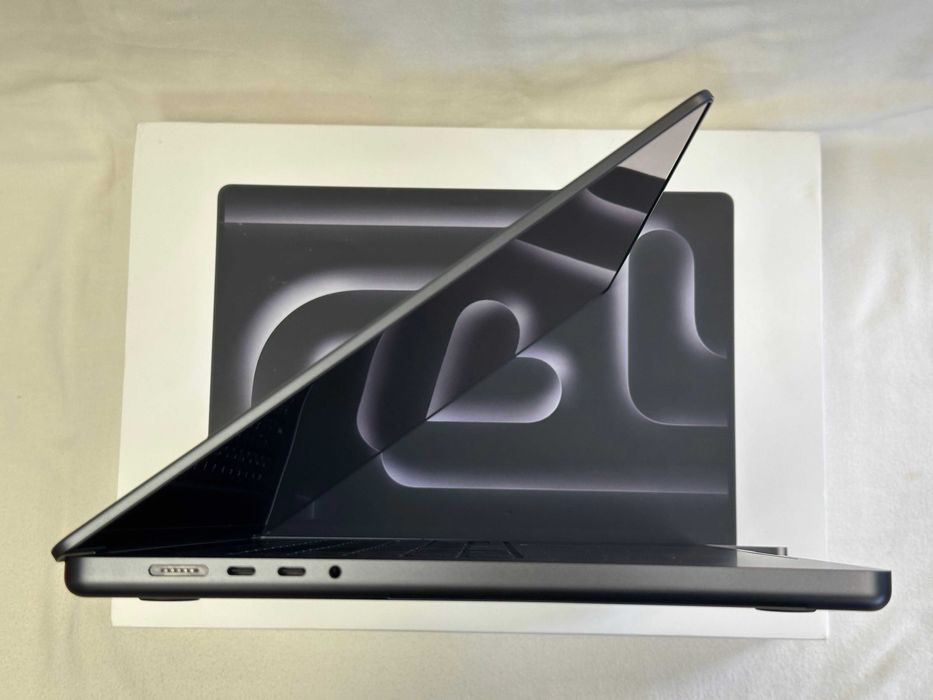 MacBook Pro 16.2”. 2023 M3 Pro, 18RAM/500Gb SSD ,Space Black, OPEN BOX