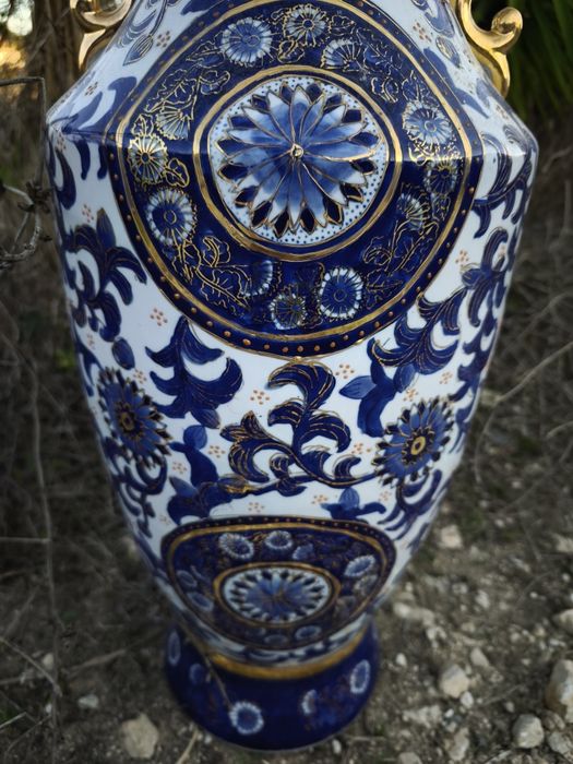 VASO PORCELANA Chinês pintado à mão, excelente estado.