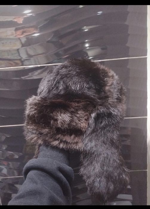 Uszanka futrzana czarna jak nowa