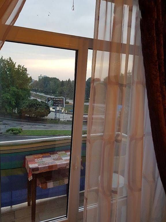 Продам 2-кімнатну квартиру на проспекті Миру