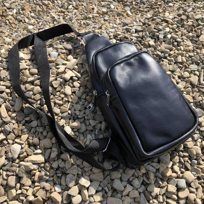 сумка чоловіча - бананка, слінг нагрудна з натуральної шкіри