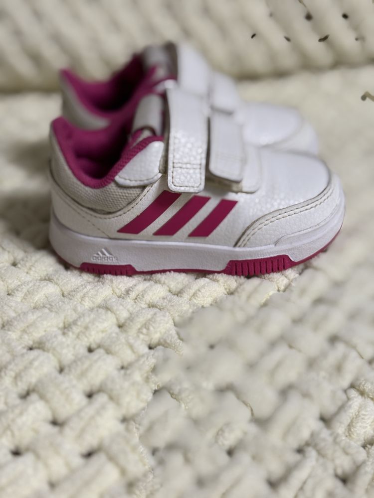 Кроссовки Adidas PUMA  босоножки H&M размер 20 21