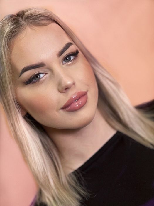 Візажист на корпоратив Зачіска Виїзд по Миколаєву