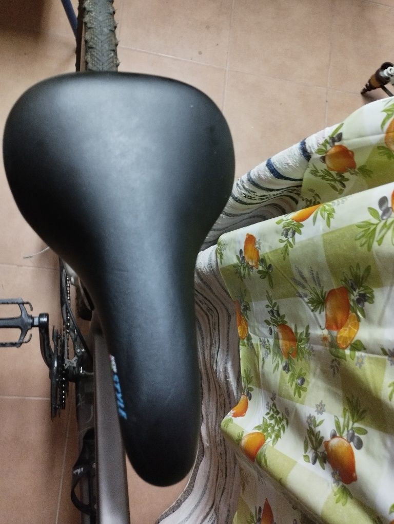 Bicicleta, All Mountain 6' Twins, BTT, com roda 26
