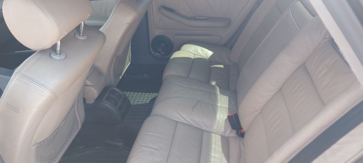 Продам audi a6 c5 газ/бенз