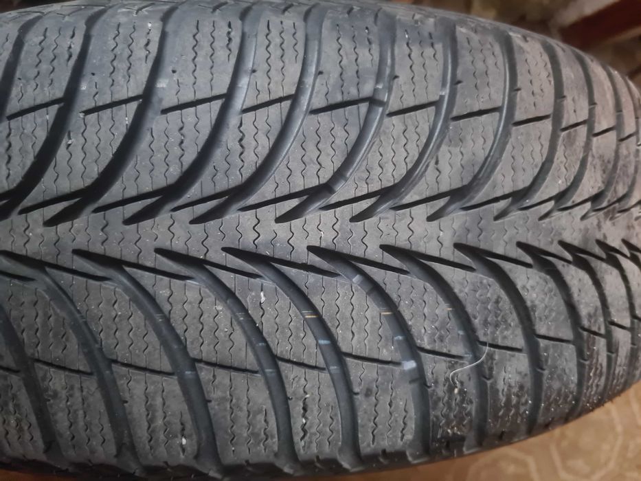 Зимива резина Goodyear б/в