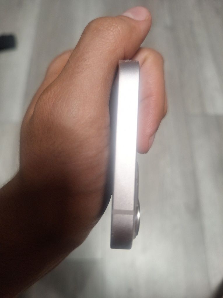 iPhone 13 128Gb!