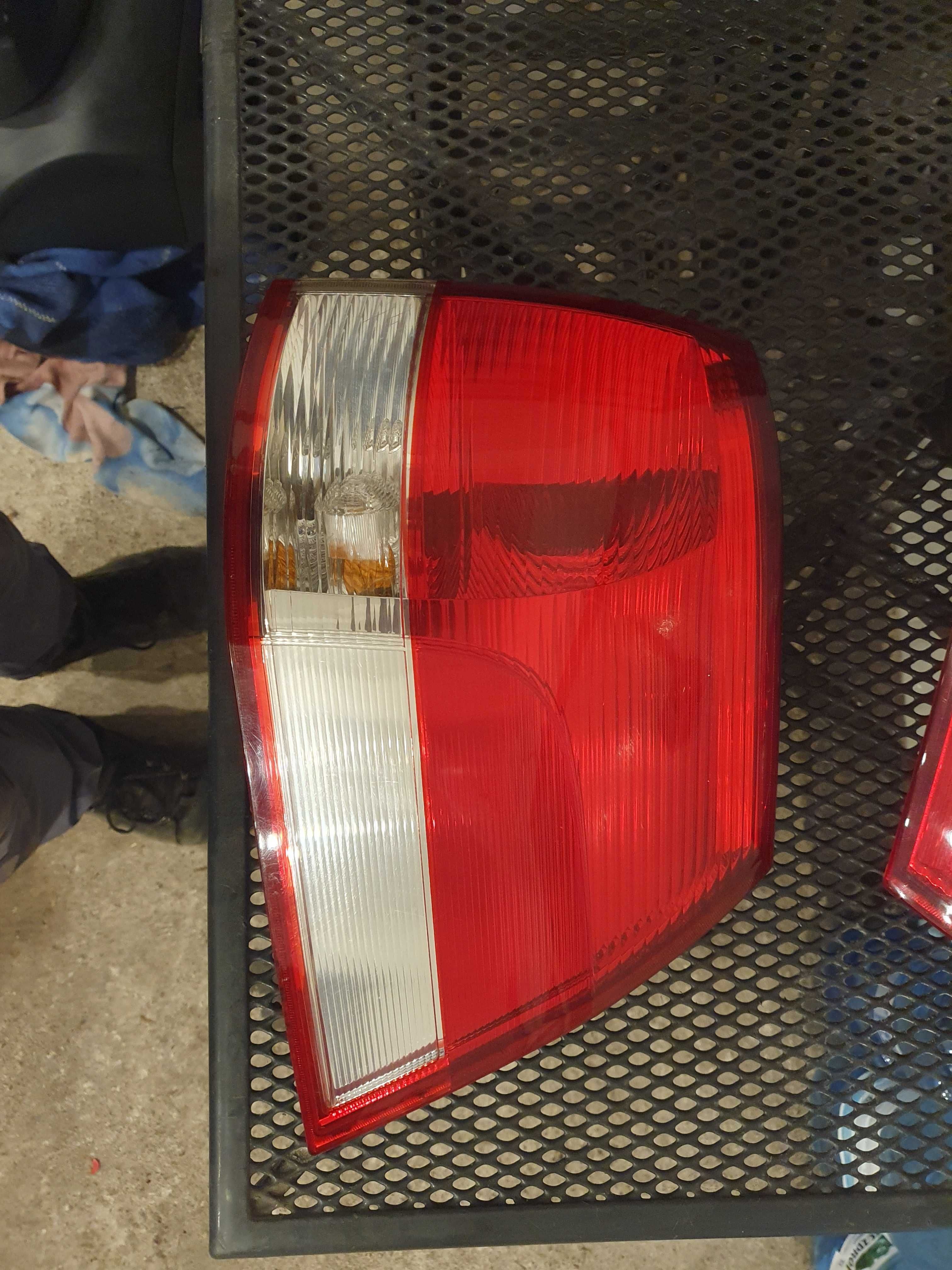 Lampa tyl tylna Opel Vectra c kombi lift kompletna europa