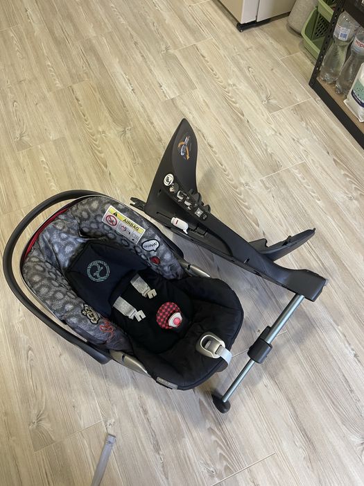 Дитяче крісло Cybex Cloud Z i size з базою