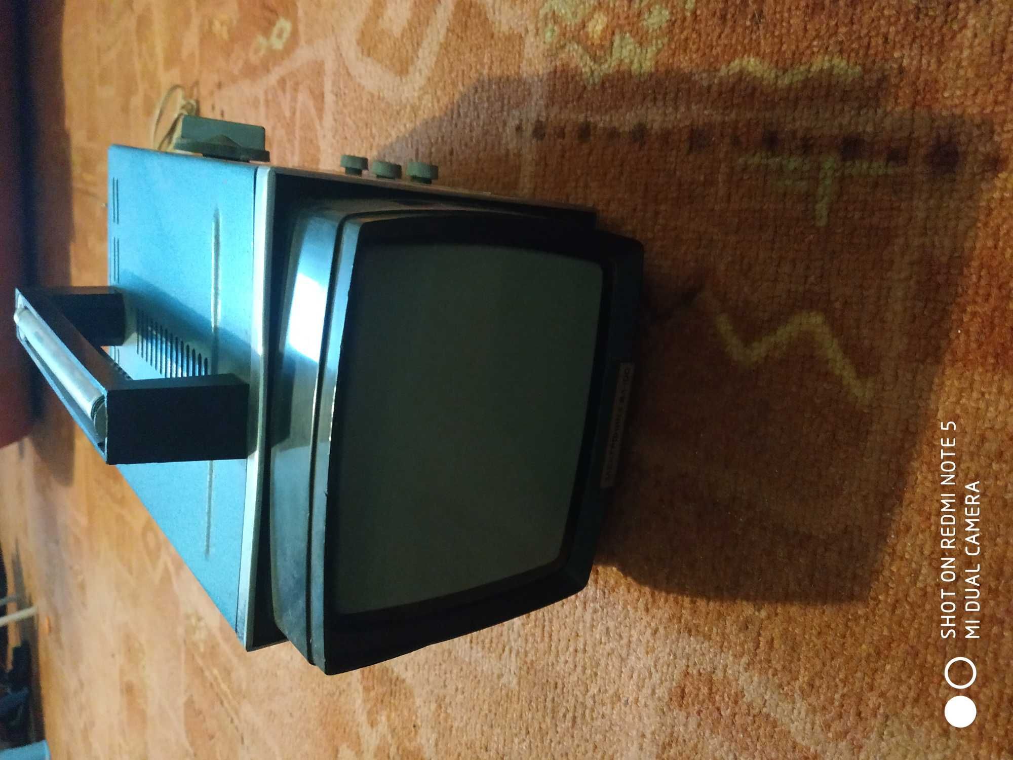 Prl telewizor przenośny